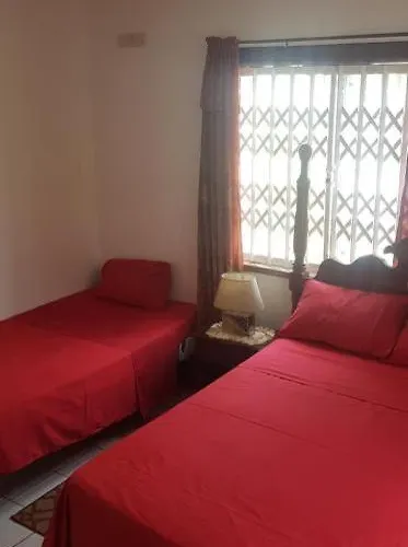 Guest house Melrose Place Montego Bay